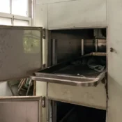 How to Buy the Right Dead Body Freezer Box